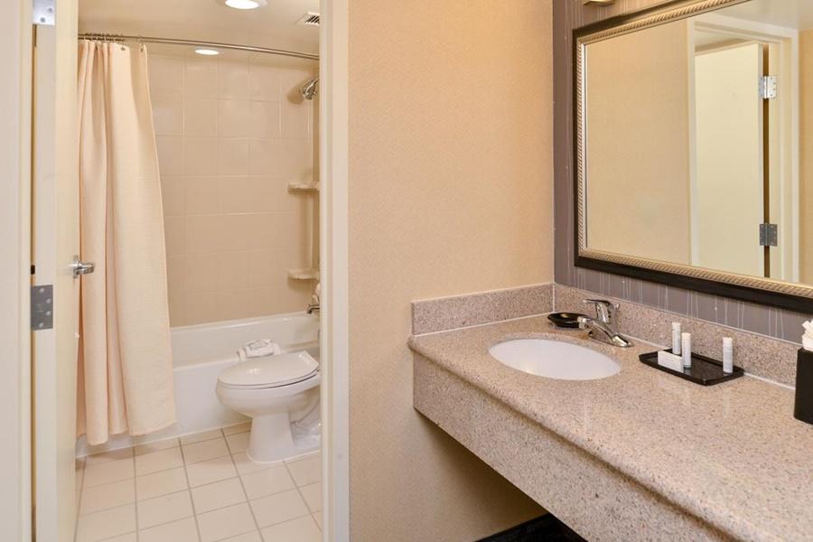 Courtyard By Marriott Denver Cherry Creek Εξωτερικό φωτογραφία