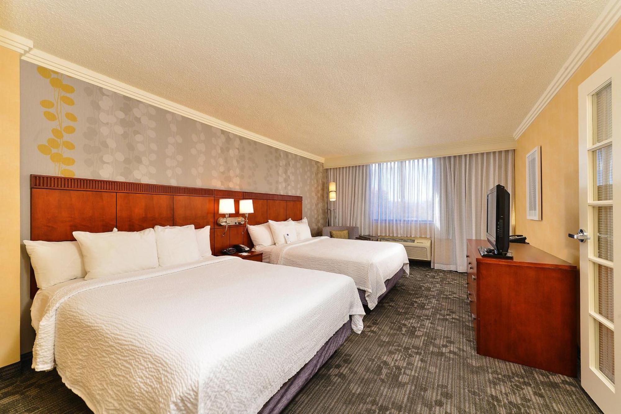Courtyard By Marriott Denver Cherry Creek Εξωτερικό φωτογραφία