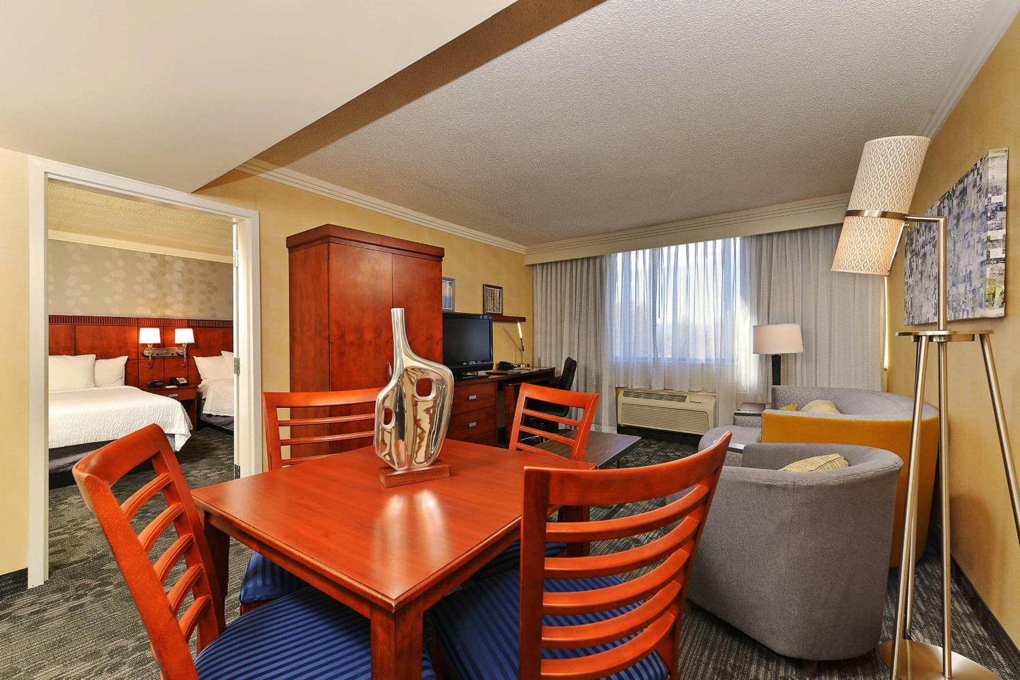 Courtyard By Marriott Denver Cherry Creek Εξωτερικό φωτογραφία
